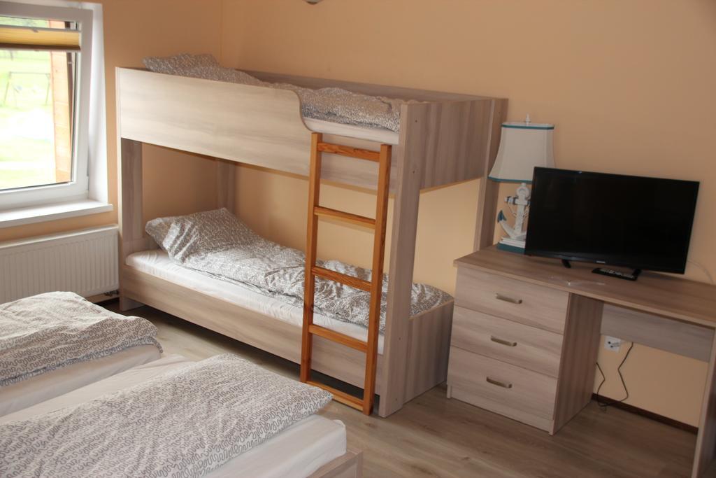 Dom Nad Krzywym - Prywatna Plaza, 2 Boiska, Sauna, Plac Zabaw Krzywe  Ngoại thất bức ảnh